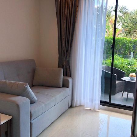 Appartamento The Aristo By Holy Cow, 2-Br, 60 M2, Pool View Surin Beach  Esterno foto