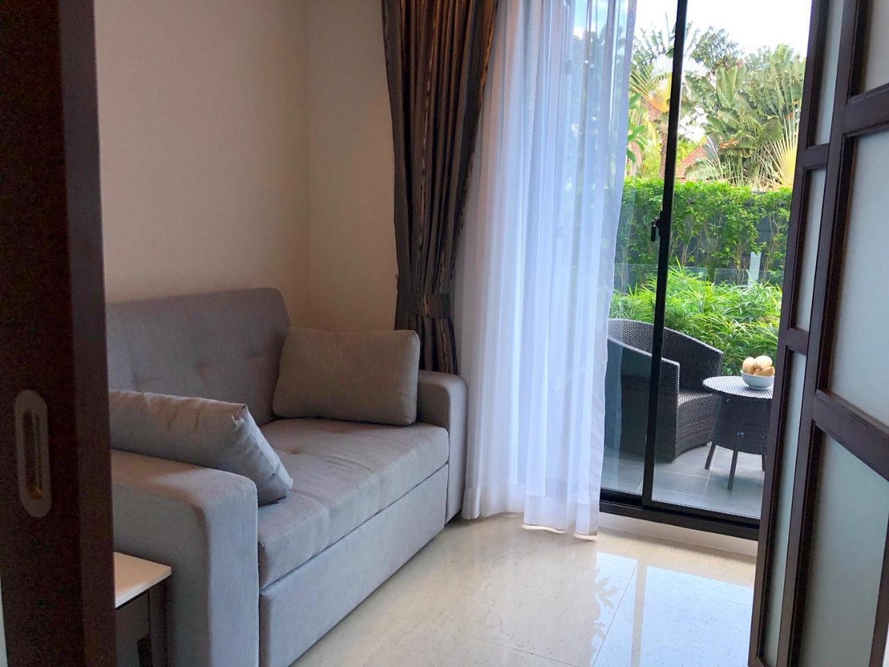 Appartamento The Aristo By Holy Cow, 2-Br, 60 M2, Pool View Surin Beach  Esterno foto